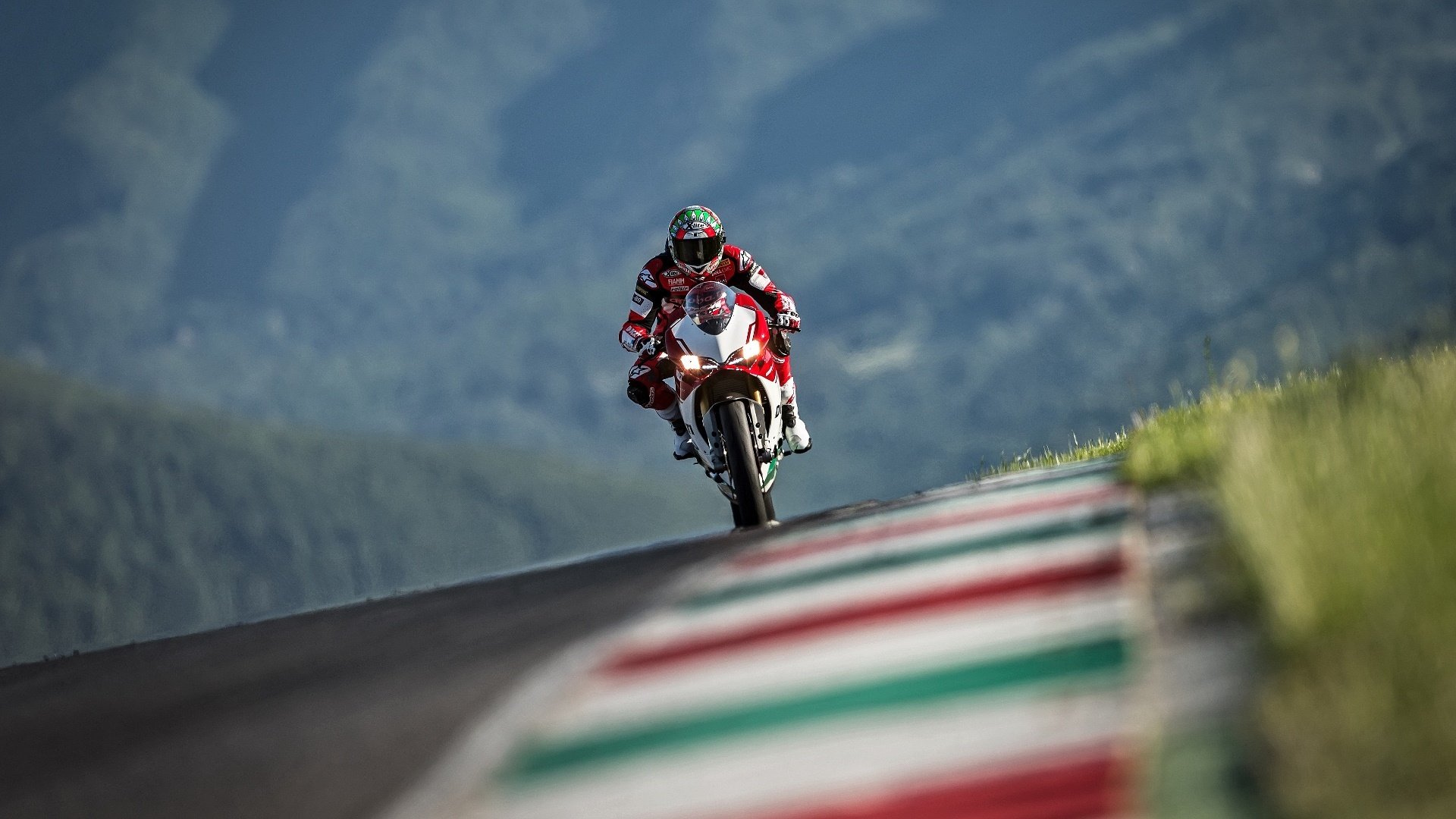 德约科维奇跨界入选英超最佳阵容候选，引发体坛热议|九游体育免费试玩